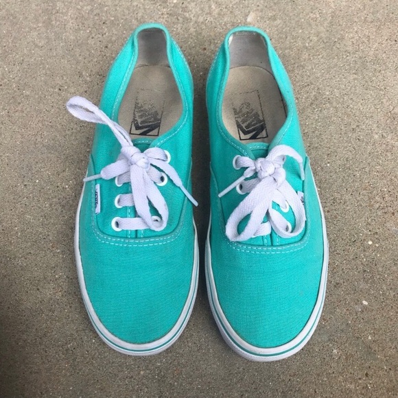 Vans Shoes - Vans authentic shoes